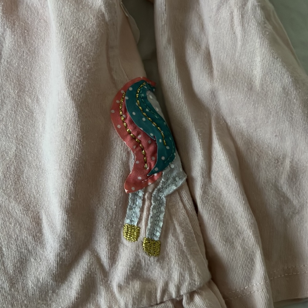 Baby Boden Long-Sleeve Appliqué Peplum T-shirt - Picture 5 of 8